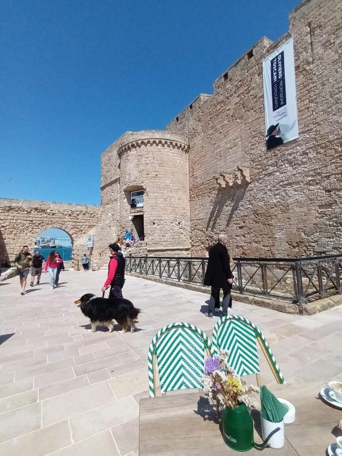 Appartamento Palazzo Antonelli Monopoli Exterior foto